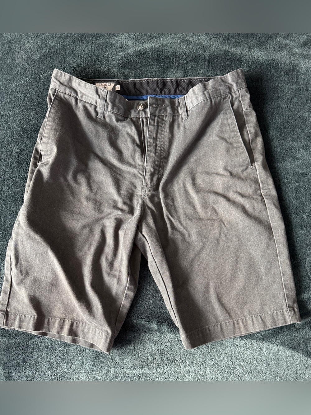 Volcom Men's Gray Flat-Front Shorts